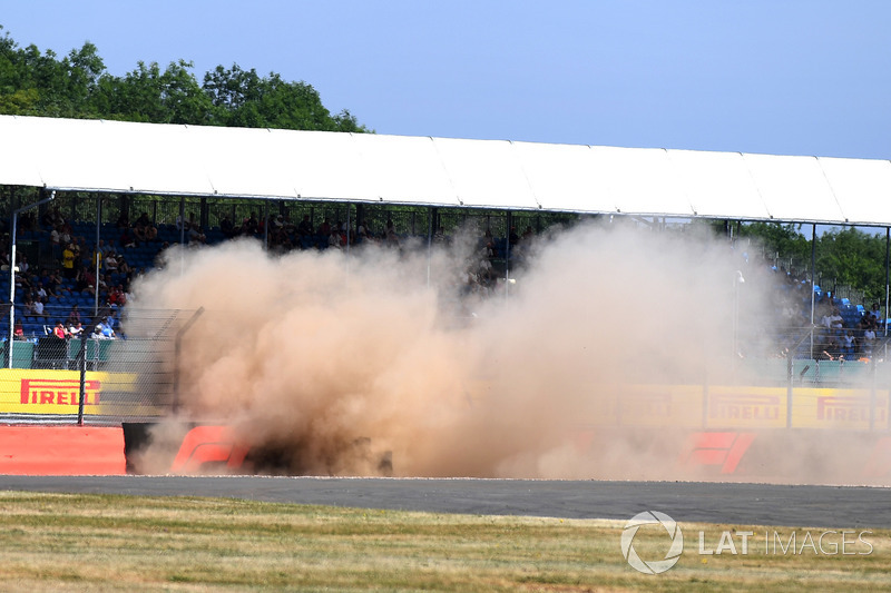 Crash of Brendon Hartley, Scuderia Toro Rosso STR13