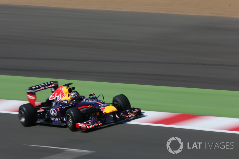 Carlos Sainz Jr., Red Bull Racing RB9