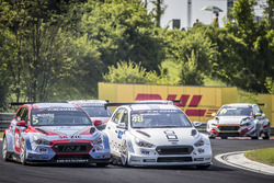 Norbert Michelisz, BRC Racing Team Hyundai i30 N TCR, Yvan Muller, YMR Hyundai i30 N TCR