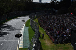 Carlos Sainz Jr., Renault Sport F1 Team R.S. 18