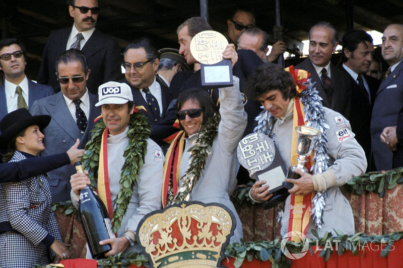 Podium : le vainqueur Emerson Fittipaldi, Lotus, le second François Cevert, Tyrrell, le troisième George Follmer, Shadow