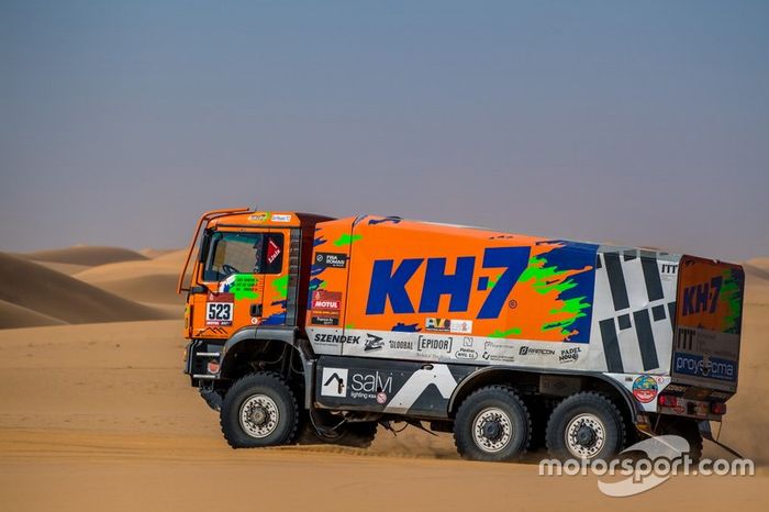 #523 Epsilon MAN: Jordi Juvanteny, Jose Luis Criado, Xavier Domenech