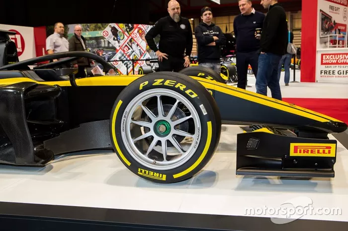 Pirelli Motorsport presenta los neumáticos F2 de 18 pulgadas para 2020