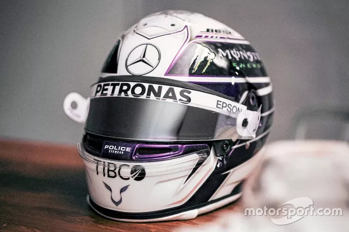 Casco de Lewis Hamilton, Mercedes