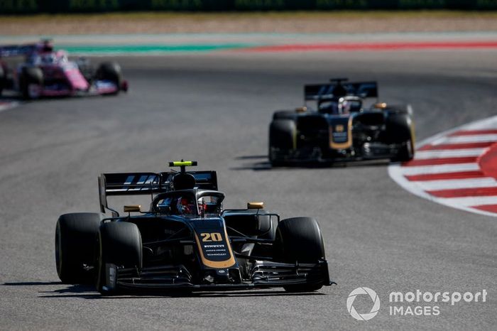 Kevin Magnussen, Haas F1 Team VF-19, Romain Grosjean, Haas F1 Team VF-19