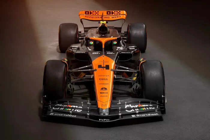 McLaren MCL60 librea especial, GP Singapur/Japón