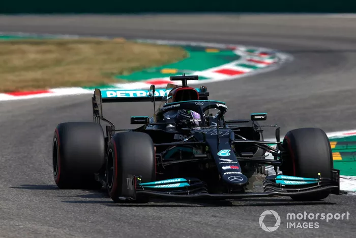 Lewis Hamilton, Mercedes W12