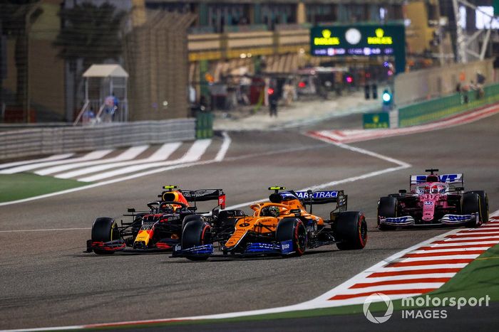 Lando Norris, McLaren MCL35, Alex Albon, Red Bull Racing RB16, Sergio Pérez, Racing Point RP20