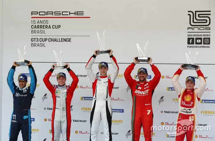 Pódio da corrida 2 - Carrera Cup - Porsche