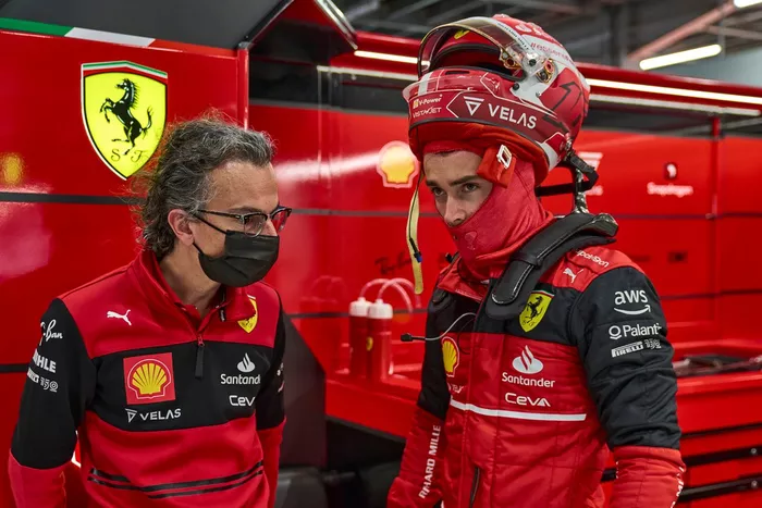 Charles Leclerc, Ferrari, Laurent Mekies, director de carera, Ferrari,