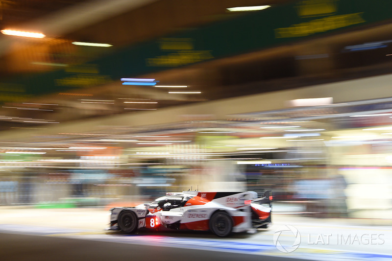 №8 Toyota Gazoo Racing Toyota TS050 Hybrid: Энтони Дэвидсон, Себастьен Буэми, Казуки Накаджима