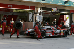 #8 Audi Sport Team Joest Audi R18: Lucas di Grassi, Loic Duval, Oliver Jarvis
