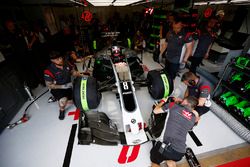 Romain Grosjean, Haas F1 Team VF-17