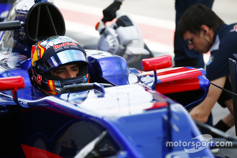 Carlos Sainz Jr., Scuderia Toro Rosso