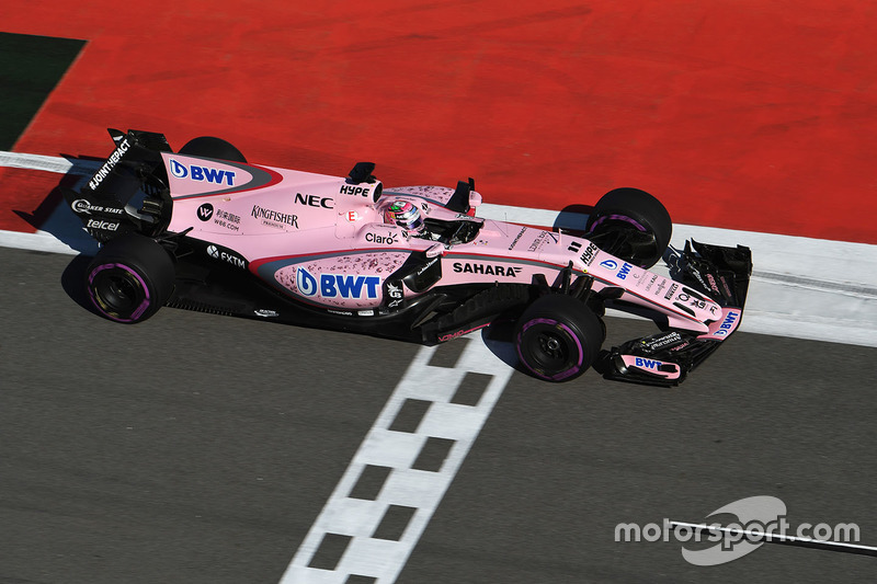 "Checo" Pérez, el que más vueltas dio detrás de Hamilton