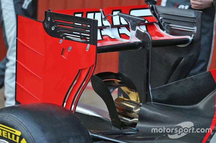 Alerón trasero del Haas VF-16