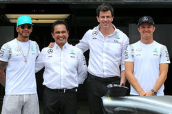 Льюіс Хемілтон, Ніко Росберг і Тото Вольфф, Mercedes AMG F1 Team