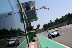 Ledogar vince Gara 1 a Imola della Carrera Cup Italia
