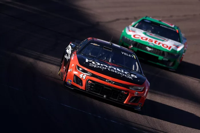 JJ Yeley, Chevrolet