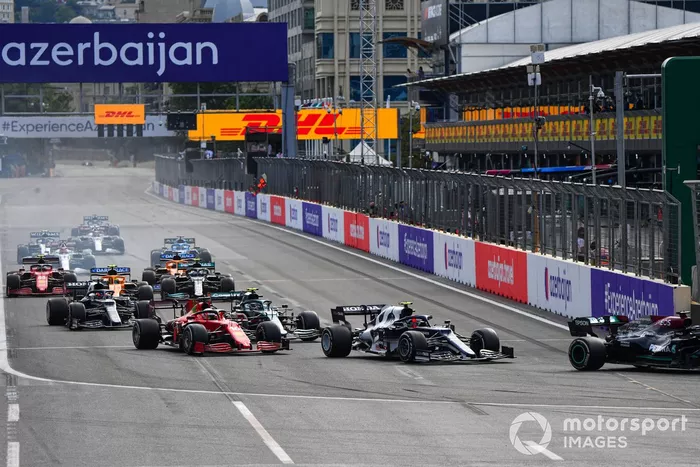 Pierre Gasly, AlphaTauri AT02, Charles Leclerc, Ferrari SF21