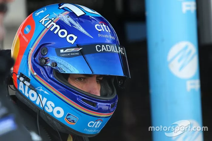#10 Konica Minolta Cadillac DPi-V.R. Cadillac DPi, DPi: Fernando Alonso