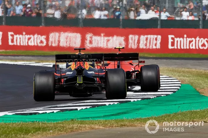 Charles Leclerc, Ferrari SF90, Max Verstappen, Red Bull Racing RB15