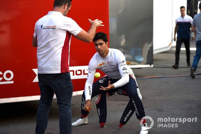 Juan Manuel Correa, Sauber Junior Team by Charouz