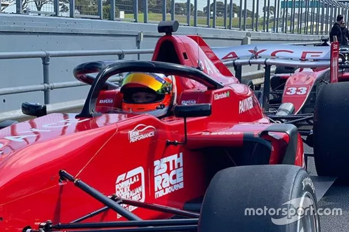 Rubens Barrichello em testes da S5000