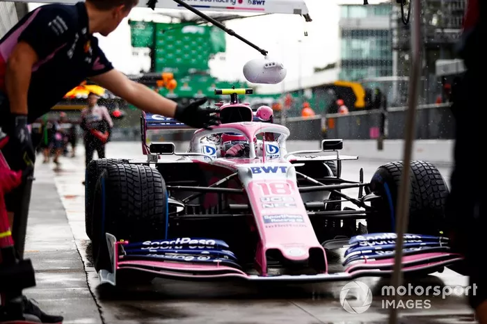 Lance Stroll, Racing Point RP19, ai box durante le prove