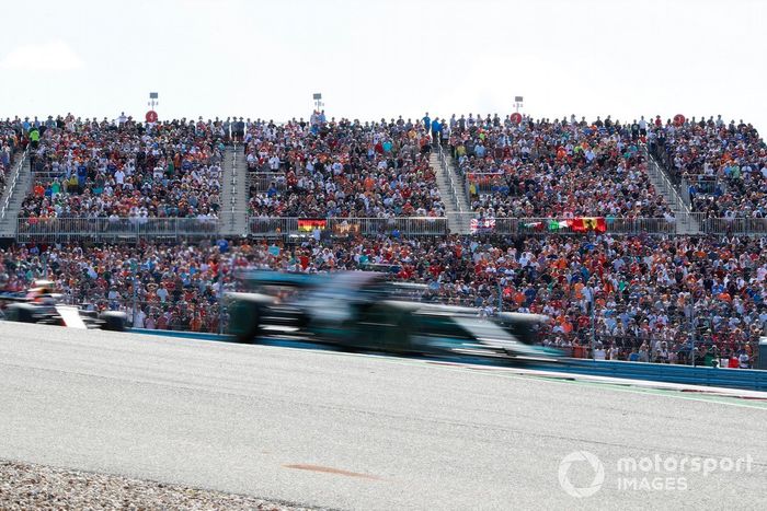 Lewis Hamilton, Mercedes W12