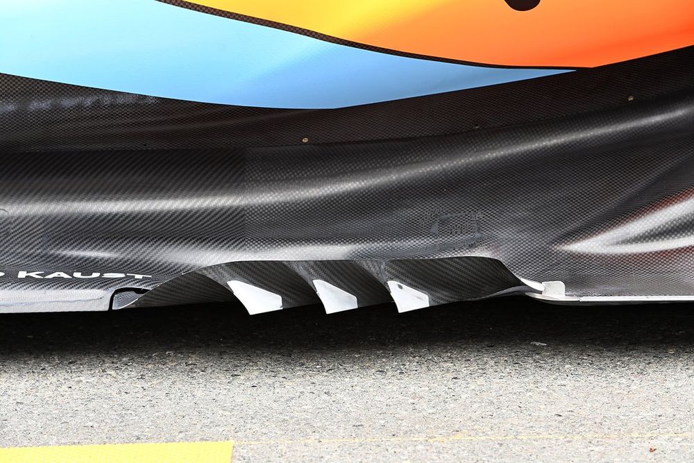 Detalle del McLaren MCL60