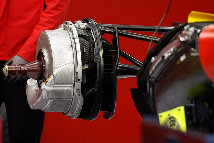 Detalle tambor de freno Ferrari SF-23