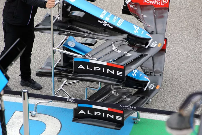Alpine A521 voorvleugel