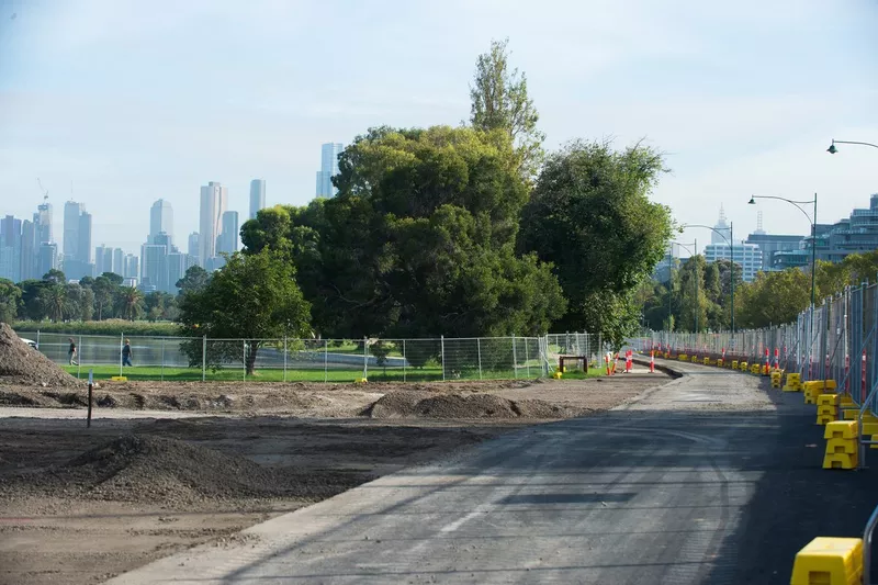 Les travaux au virage 13