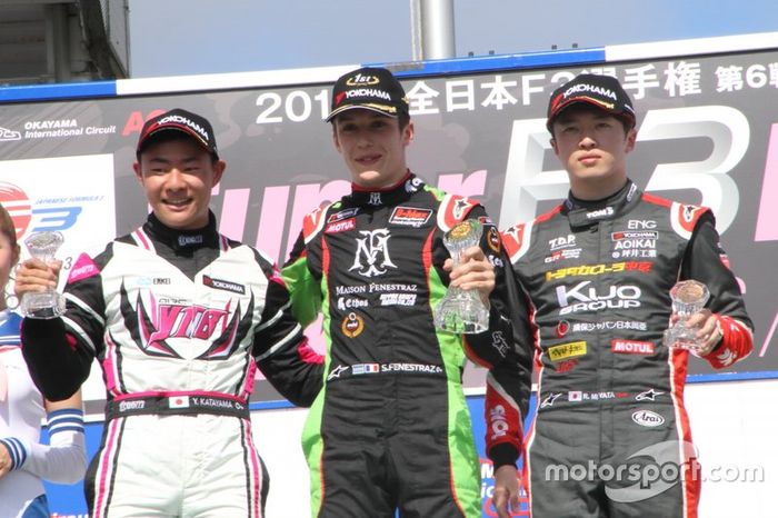 Sacha Fenestraz（B-Max Racing with motopark), Yoshiaki Katayama（OIRC team YTB）y Ritomo Myata (Kuo TEAM TOM'S）