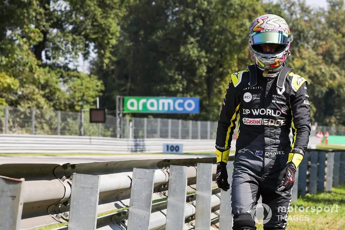 Daniel Ricciardo, Renault F1, después de su avería
