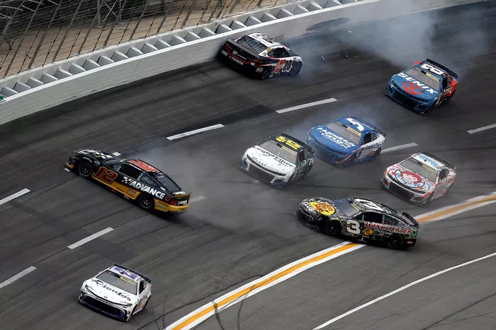 AJ Allmendinger, Kaulig Racing Chevrolet, Ryan Blaney, Team Penske Ford, Austin Dillon, Richard Childress Racing Chevrolet, Kyle Larson, Hendrick Motorsports Chevrolet, Christopher Bell, Joe Gibbs Racing Toyota