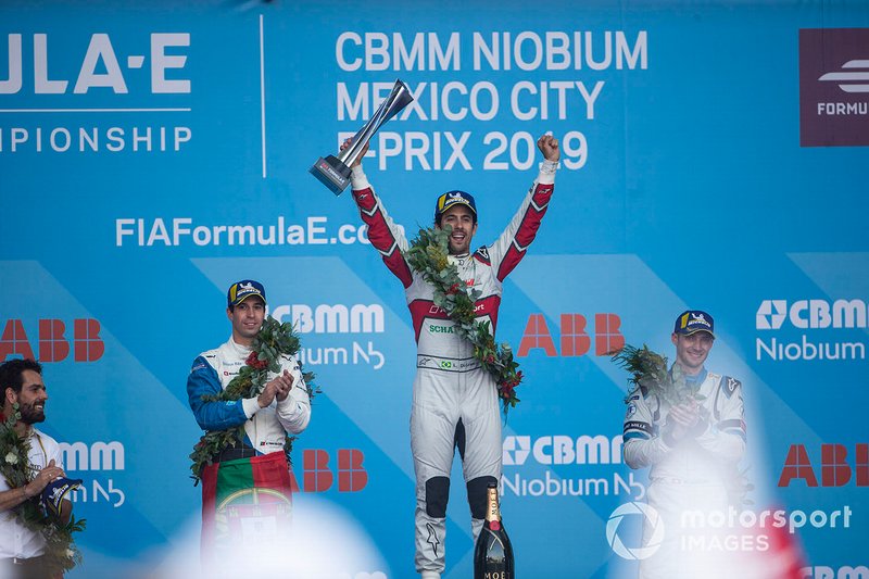 Race winner Lucas Di Grassi, Audi Sport ABT Schaeffler celebrates on the podium with Antonio Felix da Costa, BMW I Andretti Motorsports, 2nd position, Edoardo Mortara, Venturi Formula E, 3rd position