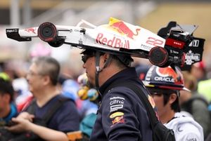 Fans at the circuit