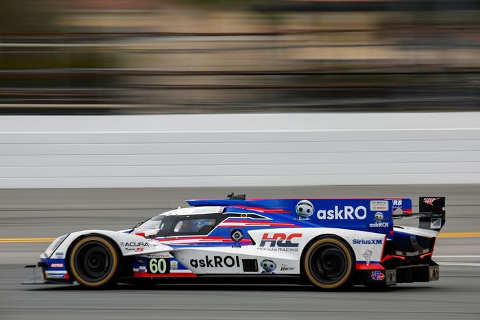 #60 Acura Meyer Shank Racing w/Curb Agajanian Acura ARX-06: Tom Blomqvist, Colin Braun, Scott Dixon, Felix Rosenqvist
