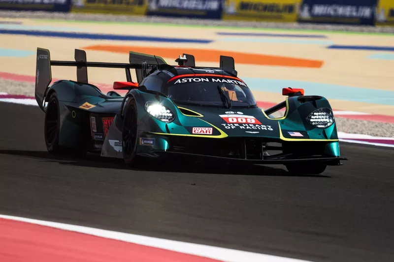 #009 Aston Martin Thor Team Aston Martin Valkyrie : Alex Riberas, Marco Sorensen, Roman De Angelis