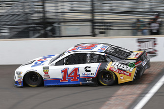 Clint Bowyer, Stewart-Haas Racing, Ford Fusion Mobil 1/Rush Truck Centers