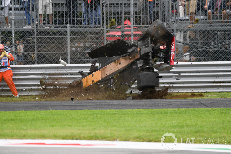 Marcus Ericsson, Sauber C37 crash