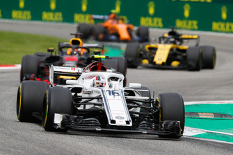Charles Leclerc, Alfa Romeo Sauber C37, Daniel Ricciardo, Red Bull Racing RB14 Tag Heuer, Nico Hulkenberg, Renault Sport F1 Team R.S. 18, and Stoffel Vandoorne, McLaren MCL33