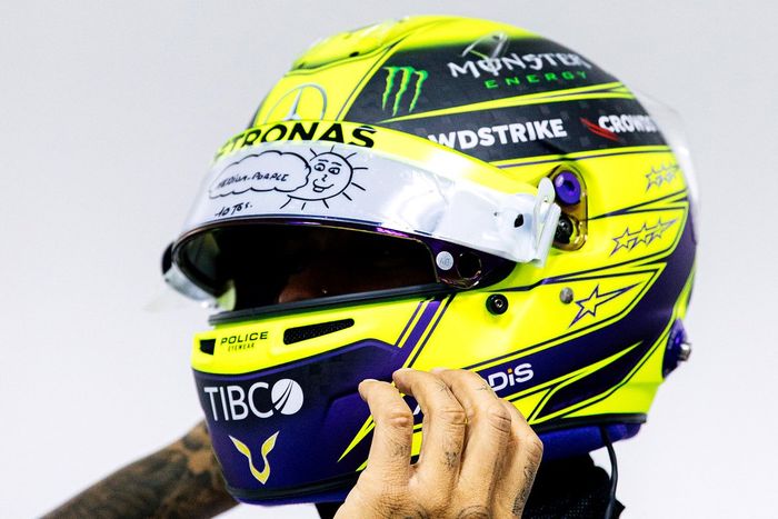 Casco de Lewis Hamilton, Mercedes