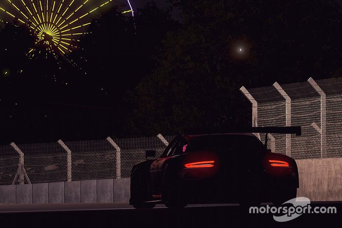 Acción de carrera en la noche