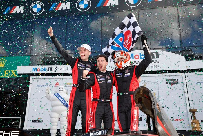 #7 Porsche Penske Motorsport Porsche 963: Felipe Nasr, Julien Andlauer, Laurin Heinrich