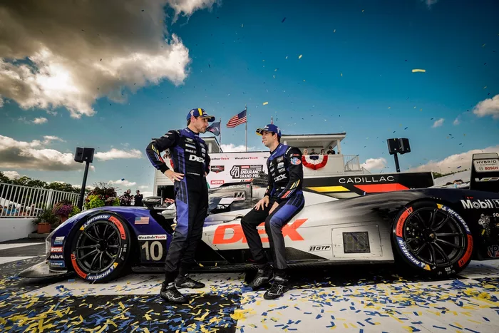 #10 Cadillac Wayne Taylor Racing Cadillac V-Series.R: Ricky Taylor, Filipe Albuquerque