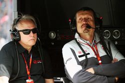 Gene Haas, Haas Automotion President and Guenther Steiner, Haas F1 Team Principal