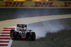 Romain Grosjean, Haas F1 Team VF-16, spät auf der Bremse